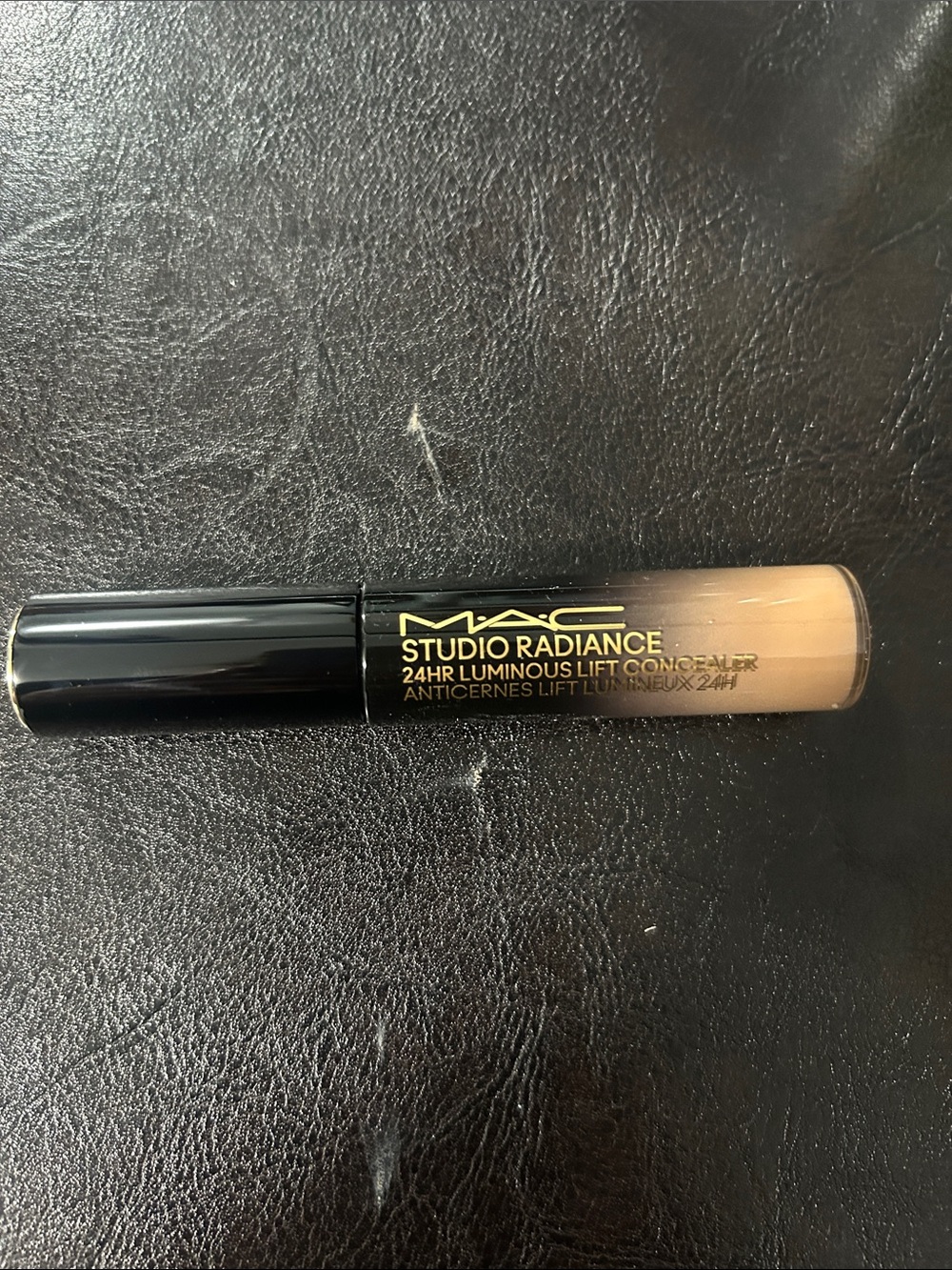 MAC Cosmetics Studio Radiance 24HR Luminous Lift Concealer - Warm Tan